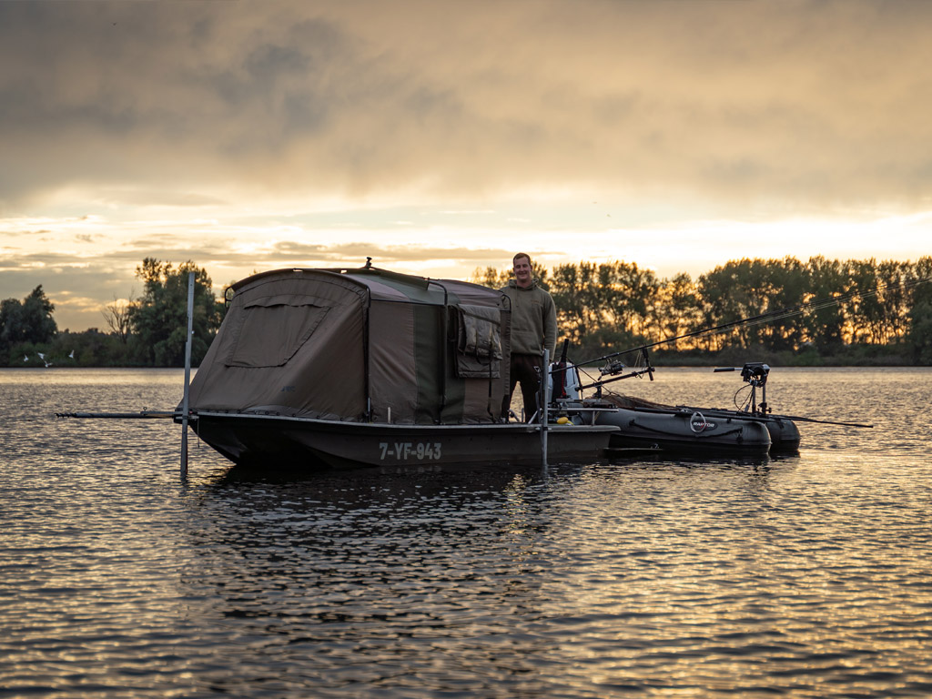 Timmy´s Carpboat Products auf der Carp Den Bosch